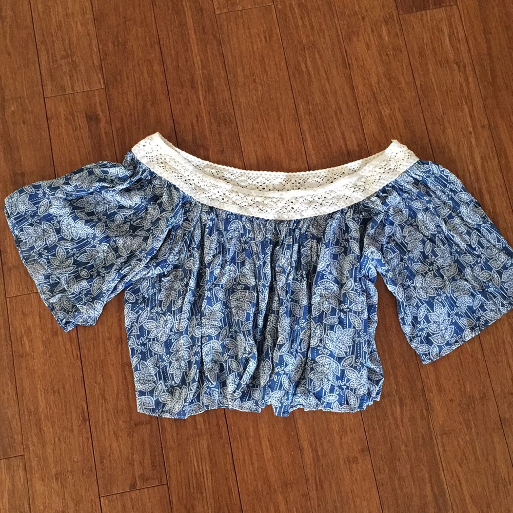 Cropped blouse